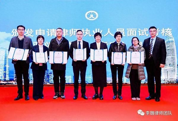比特币站在十字路口：30,000美元大关到底有多难突破？